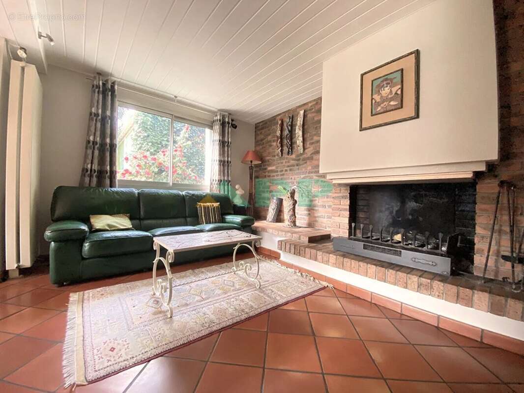 Maison à VIRY-CHATILLON