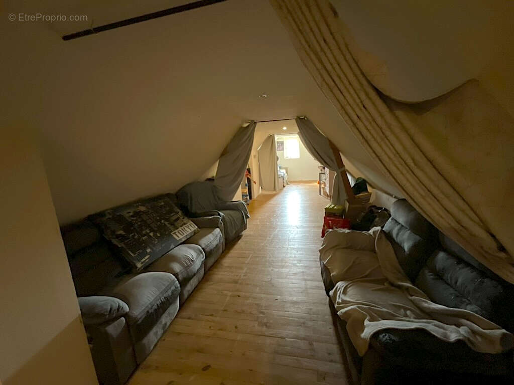 Maison à AILLEVILLERS-ET-LYAUMONT