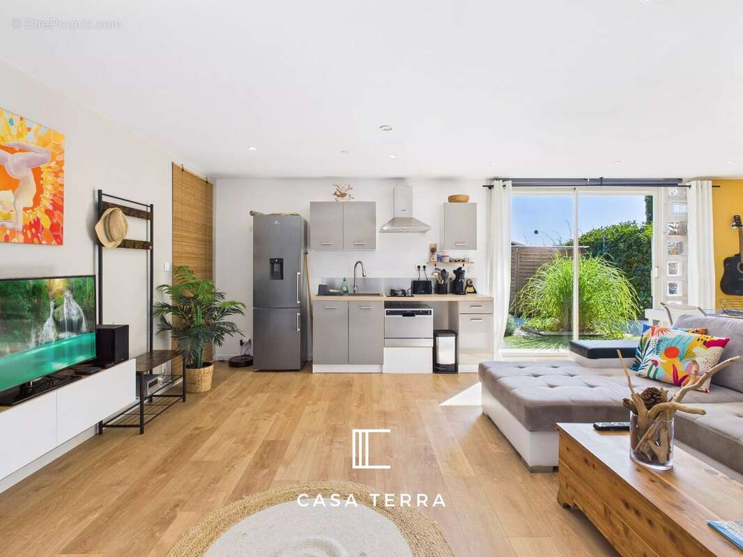 Maison à PORTO-VECCHIO