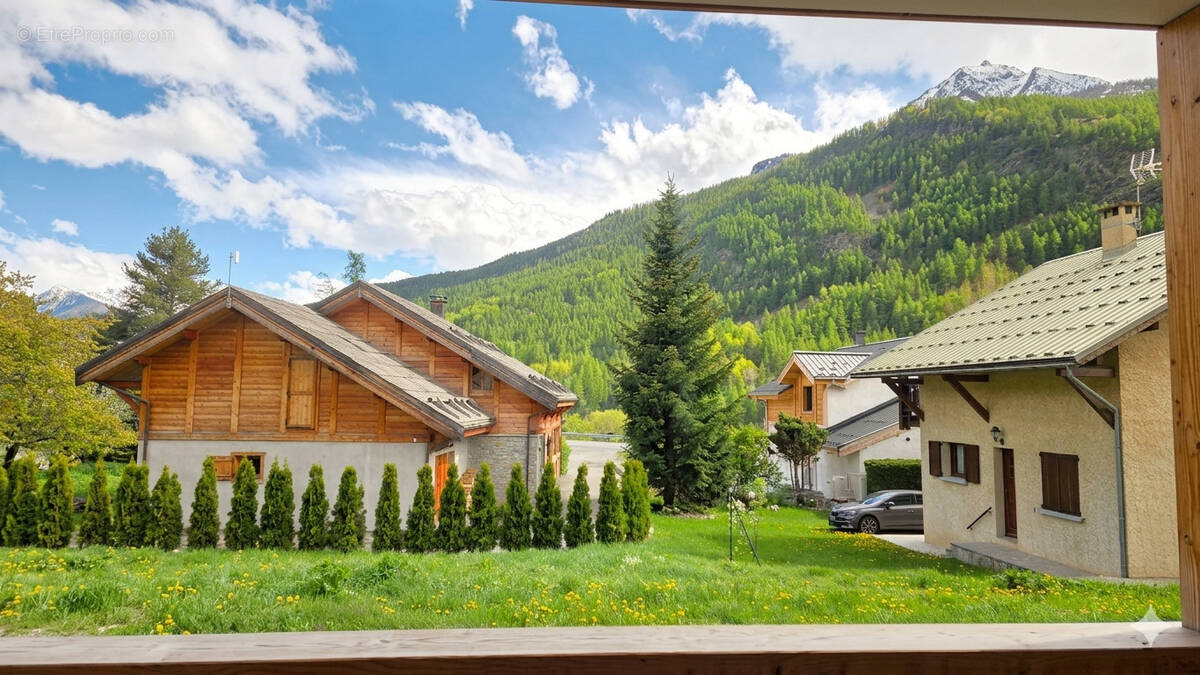 Appartement à SAINT-CHAFFREY