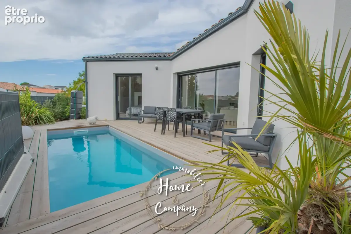 Photo Maison à Vaux-Sur-Mer au prix de 571 000€
