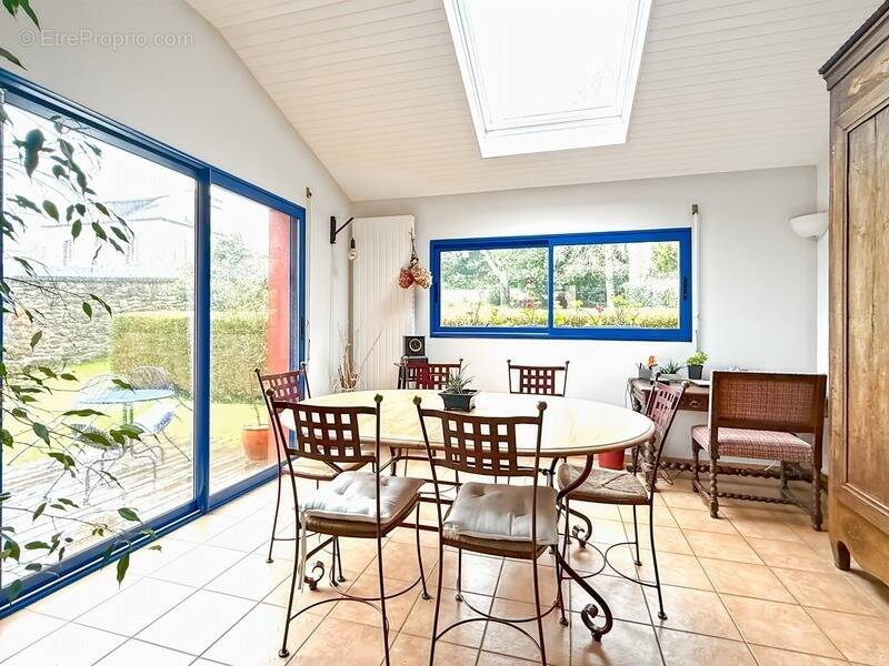 Maison à LE RELECQ-KERHUON