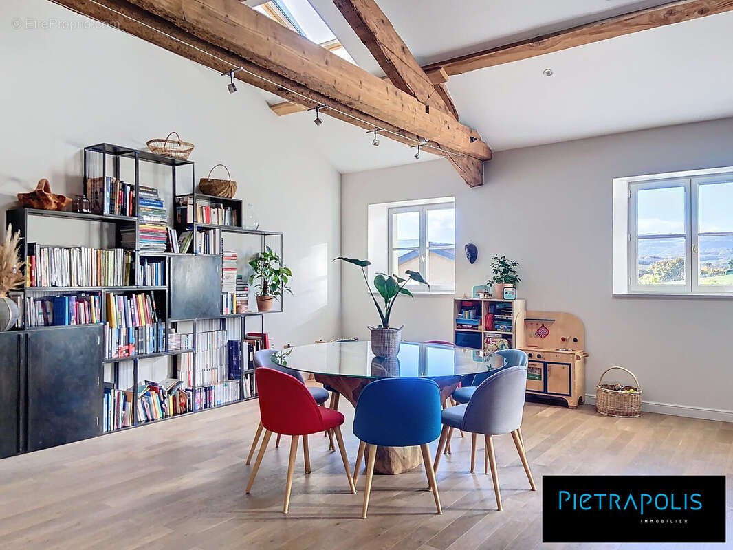 Appartement à LIERGUES