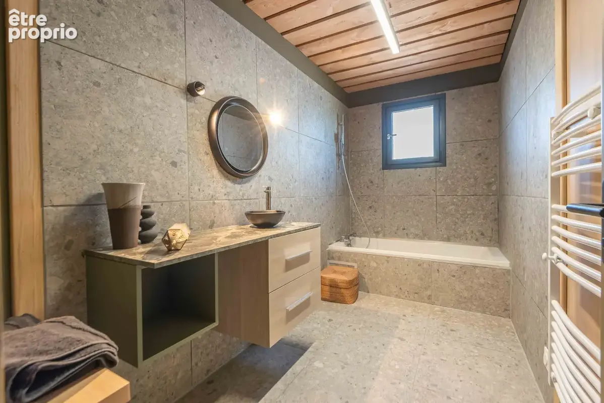 Maison renovee 115 m2 - 3 chambres - calme - photo 14