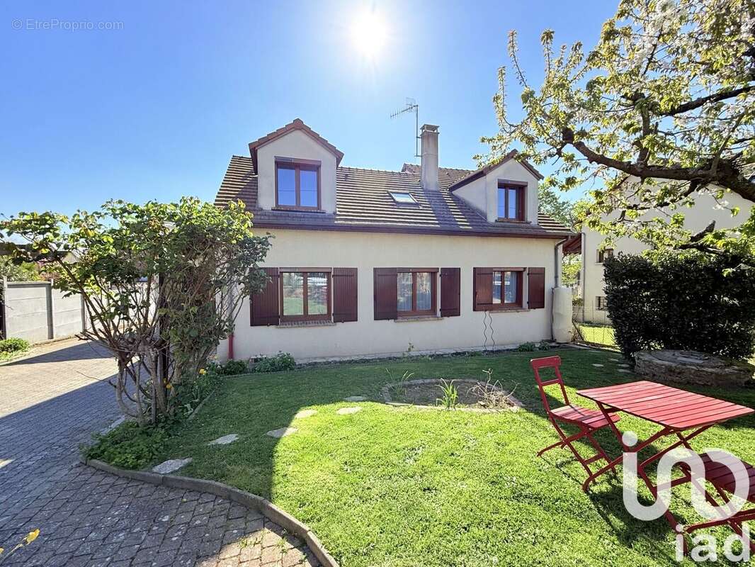 Photo 2 - Maison à SOISY-SUR-SEINE