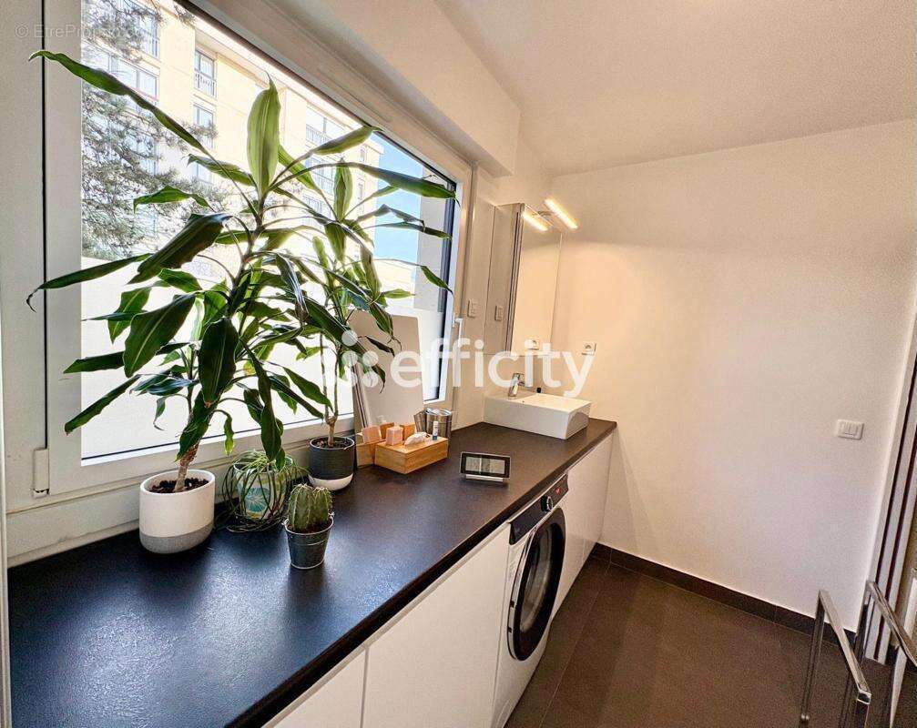 Appartement à RUEIL-MALMAISON