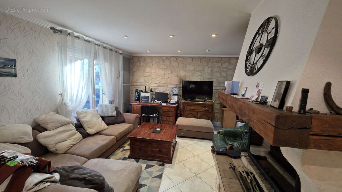 Maison à TREMBLAY-EN-FRANCE