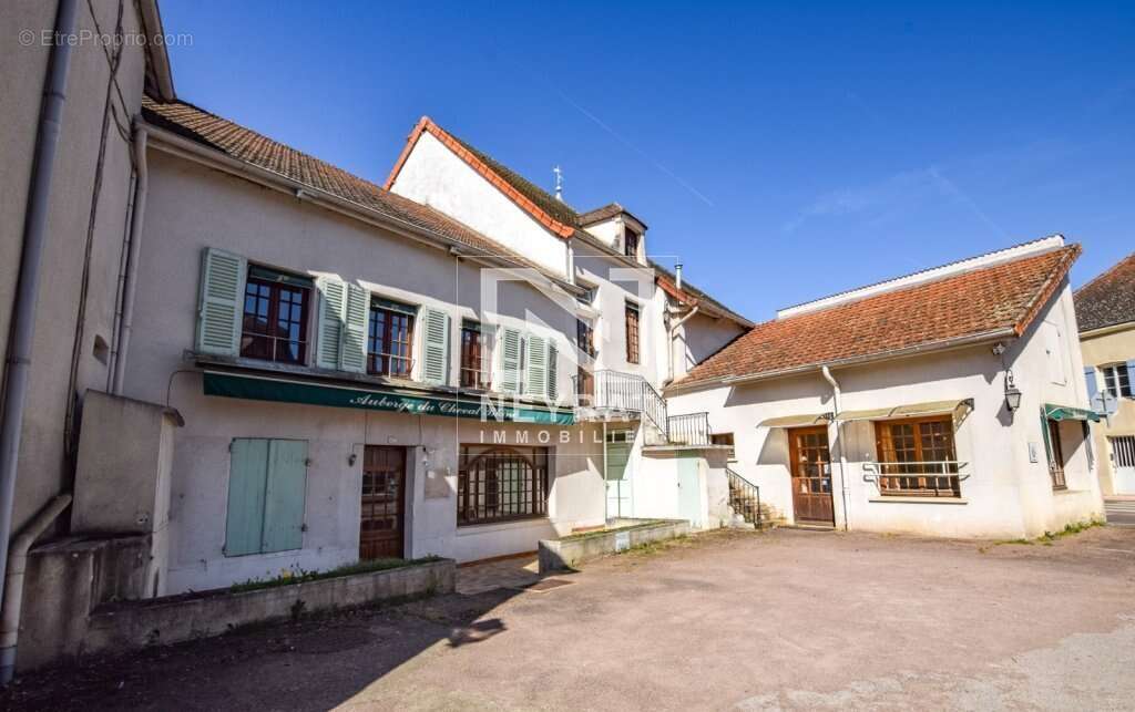 Maison à SAINT-BOIL