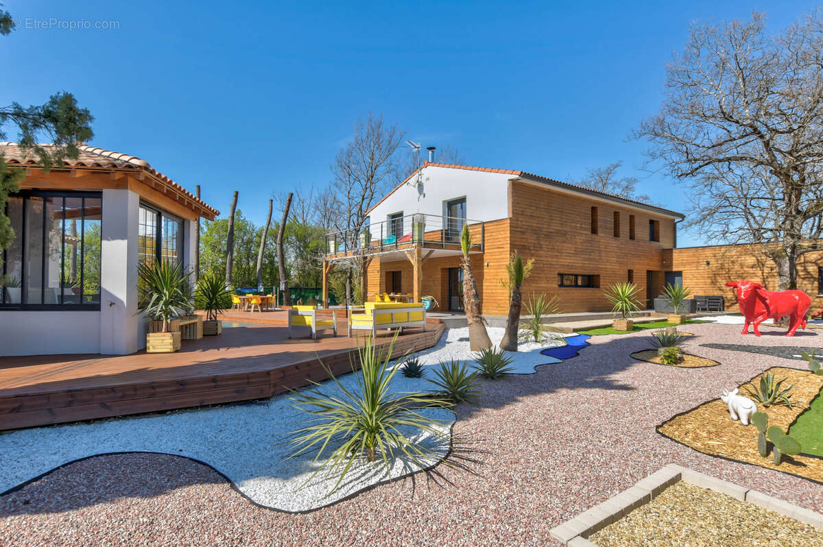 Maison à CASTELMAUROU