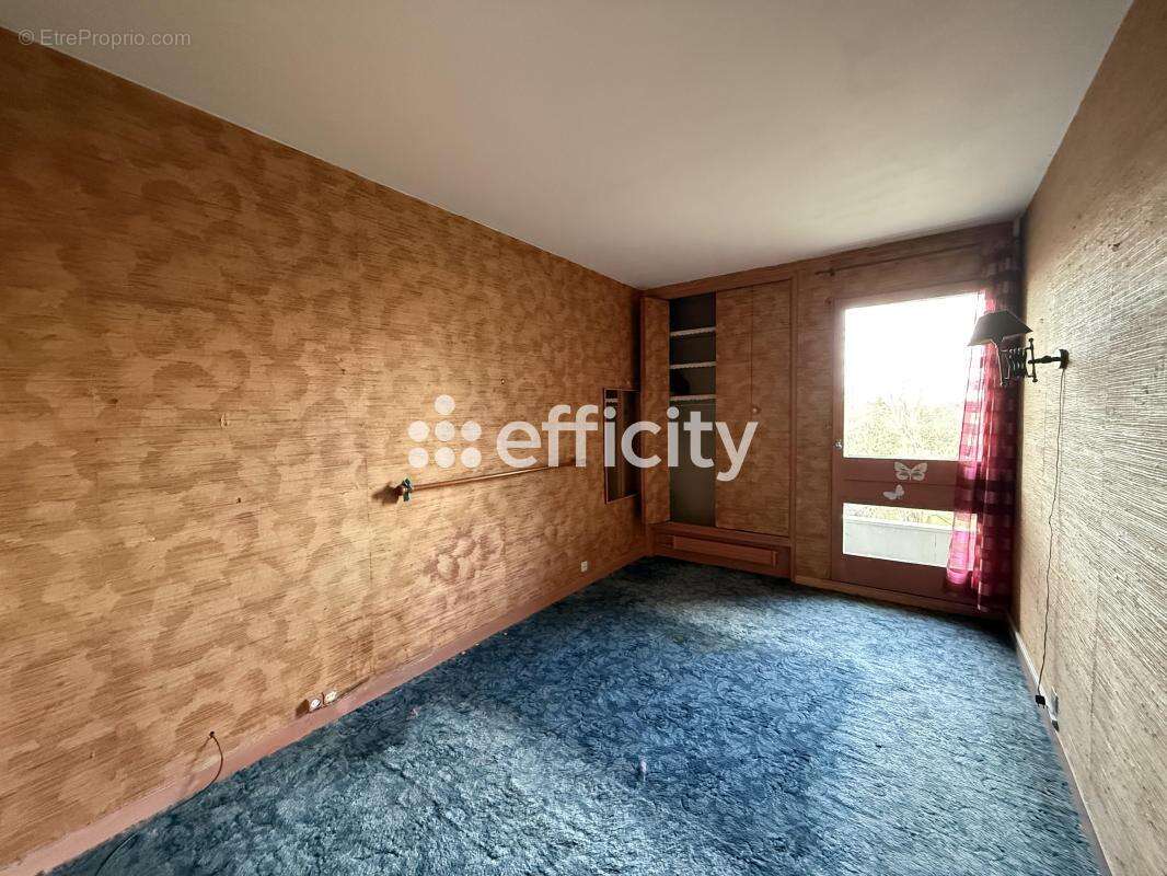 Appartement à LIMEIL-BREVANNES