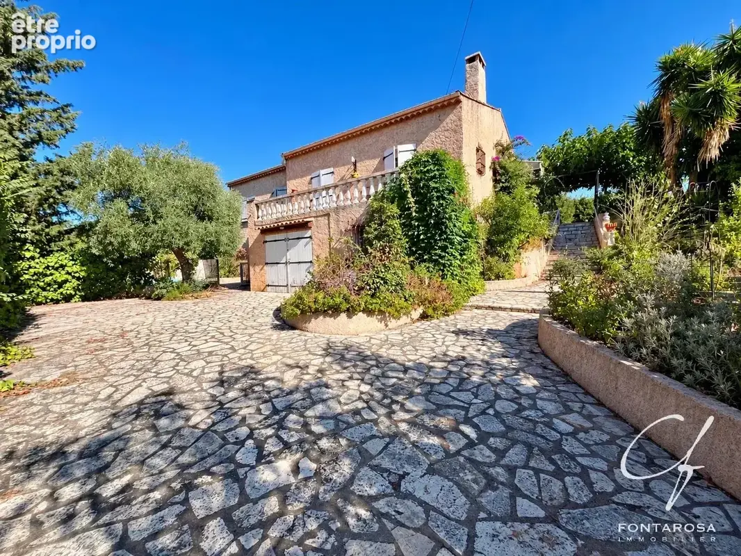 Maison à FREJUS