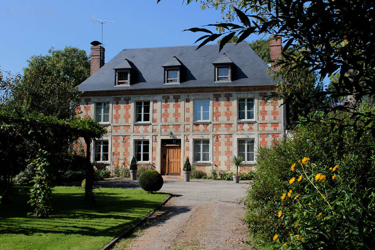 Maison à PONT-L'EVEQUE