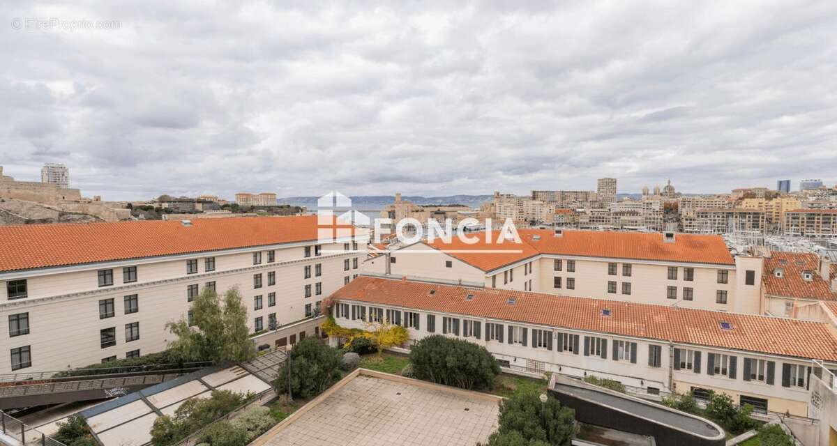 Appartement à MARSEILLE-7E