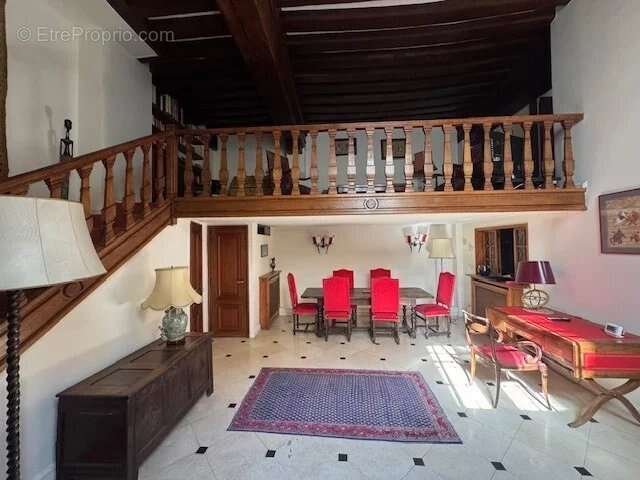 Appartement à PARIS-4E