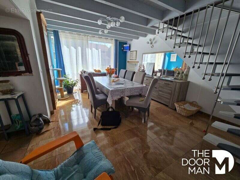 Maison à MENNOUVEAUX