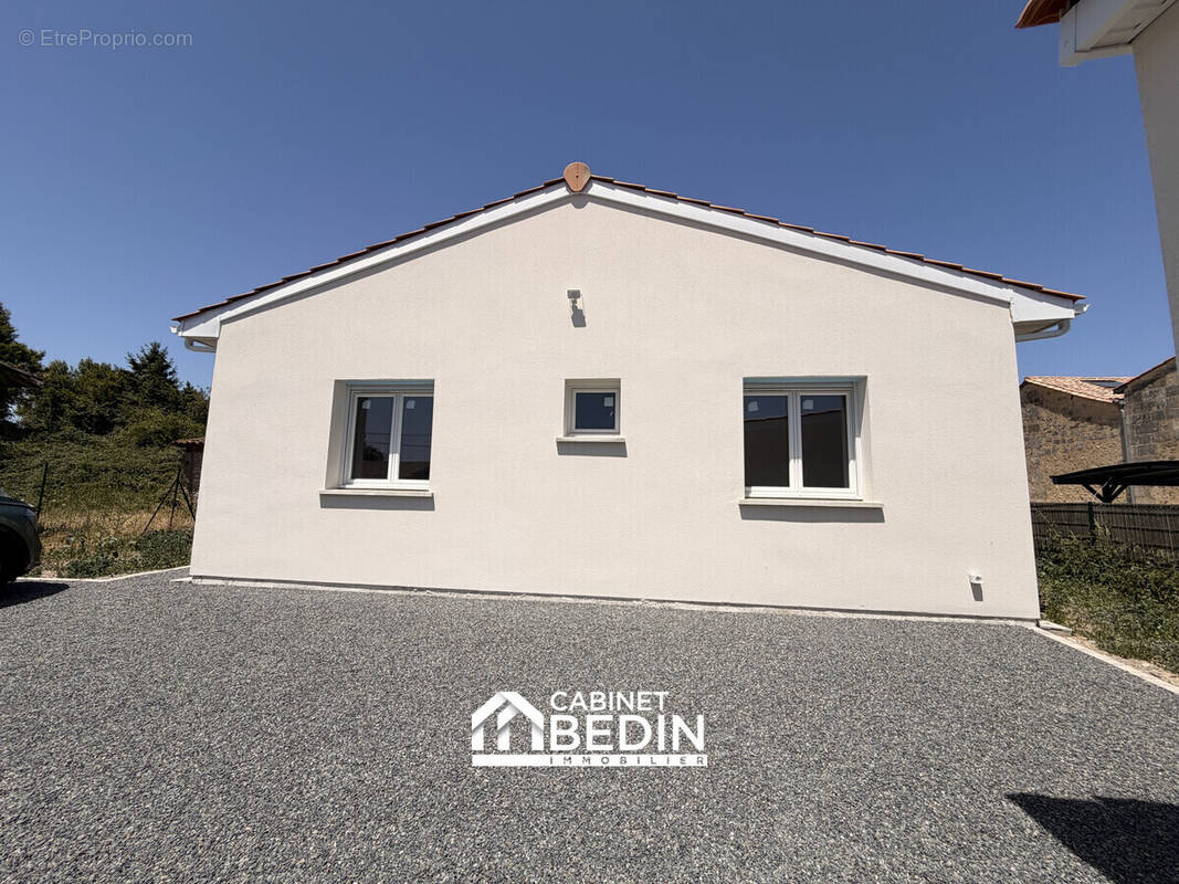 Maison à PEUJARD