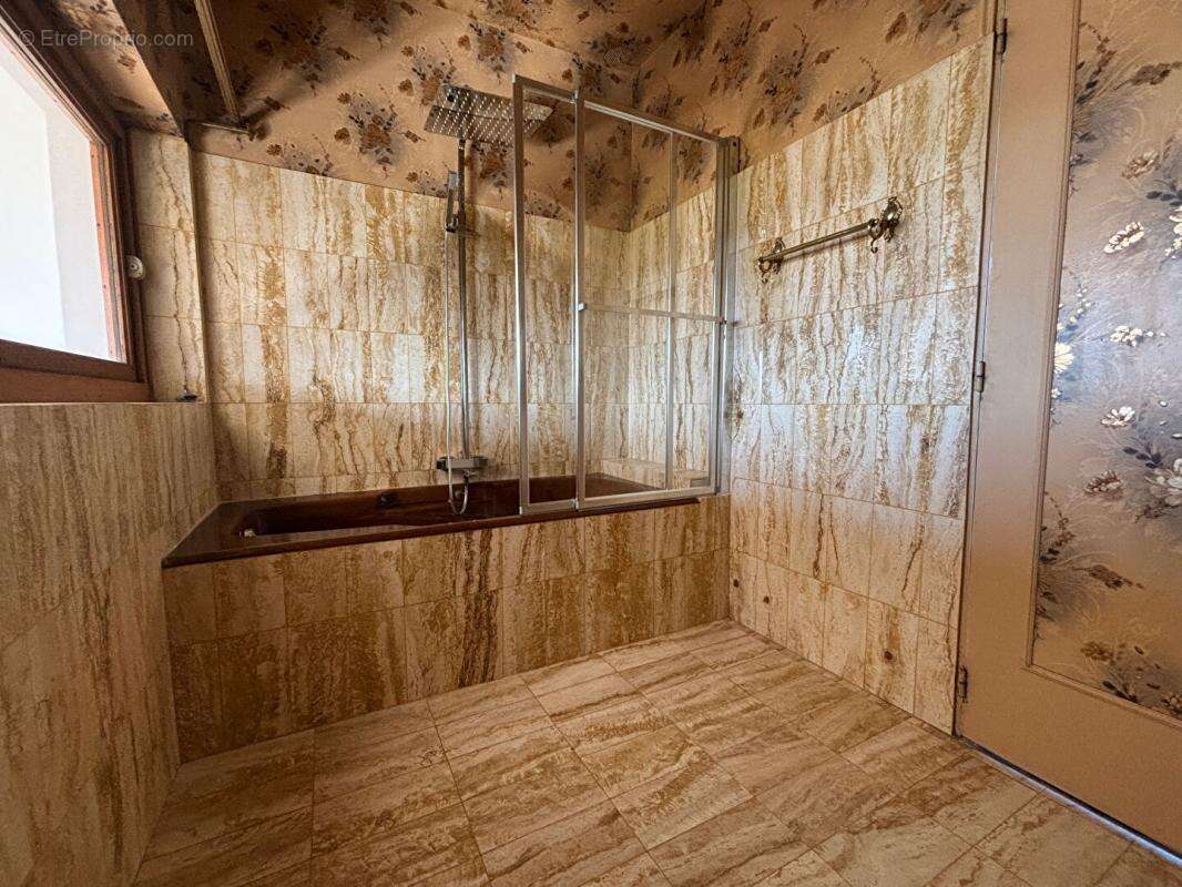 Maison à POILLY-LEZ-GIEN