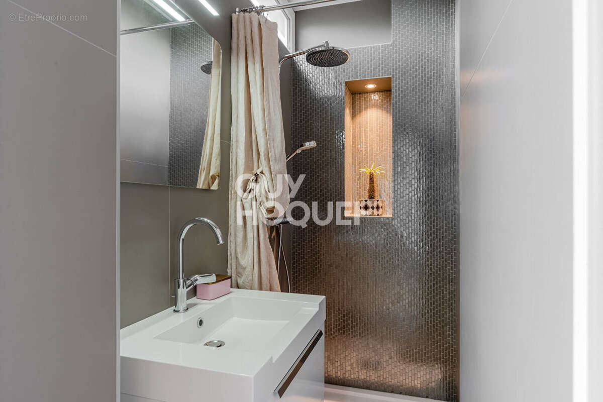 Appartement à LYON-4E