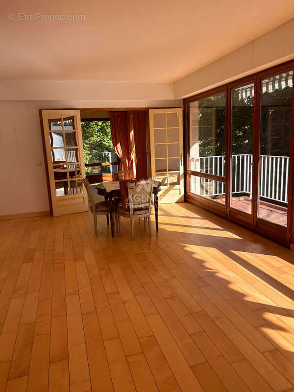 Appartement Maisons Laffitte 5 pièce(s) 111.35 m2 - photo 3