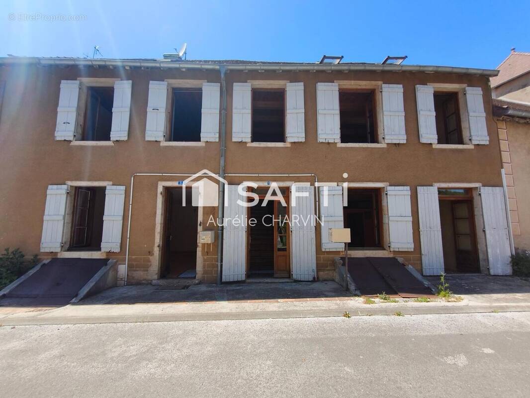 Photo 1 - Maison à LONS-LE-SAUNIER