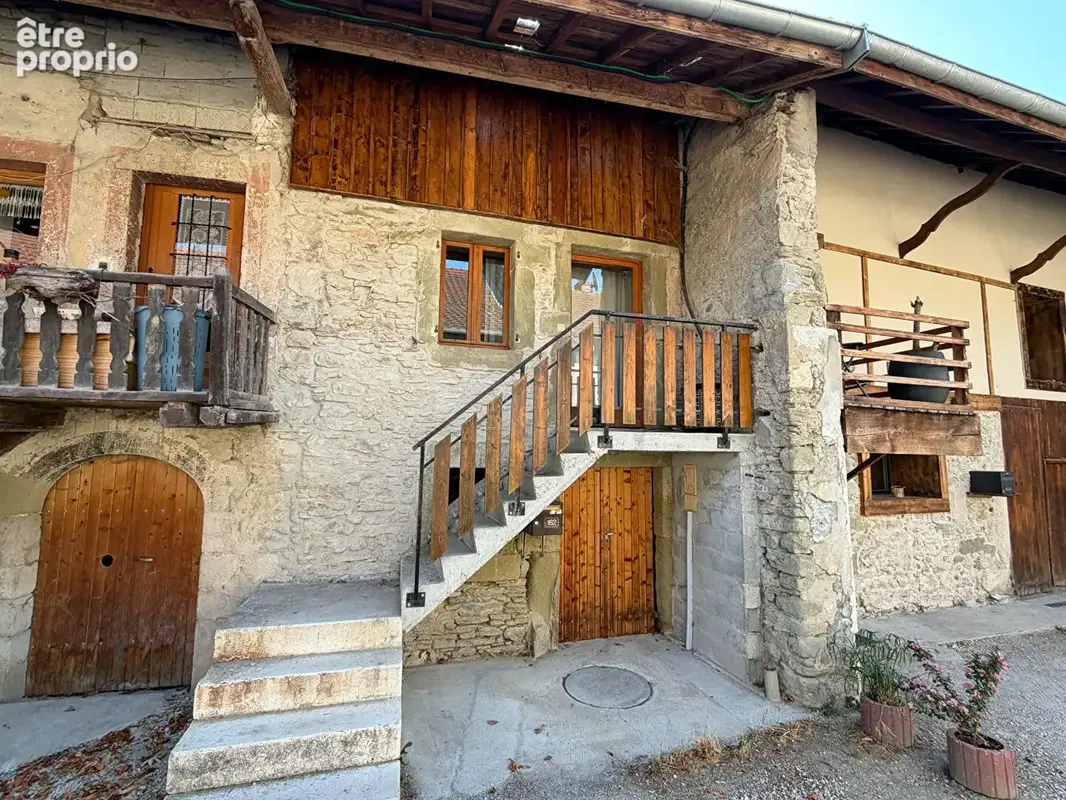 Maison à BASSY