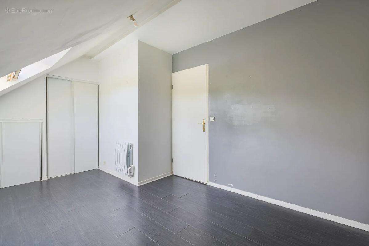 Appartement à CORBEIL-ESSONNES