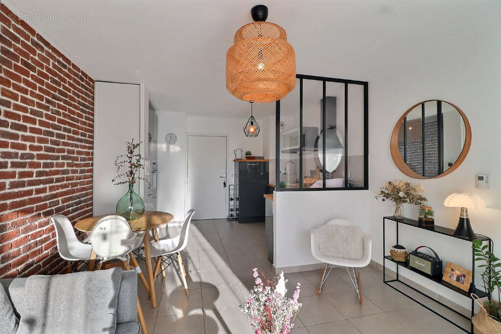 Appartement à CASTELNAU-LE-LEZ