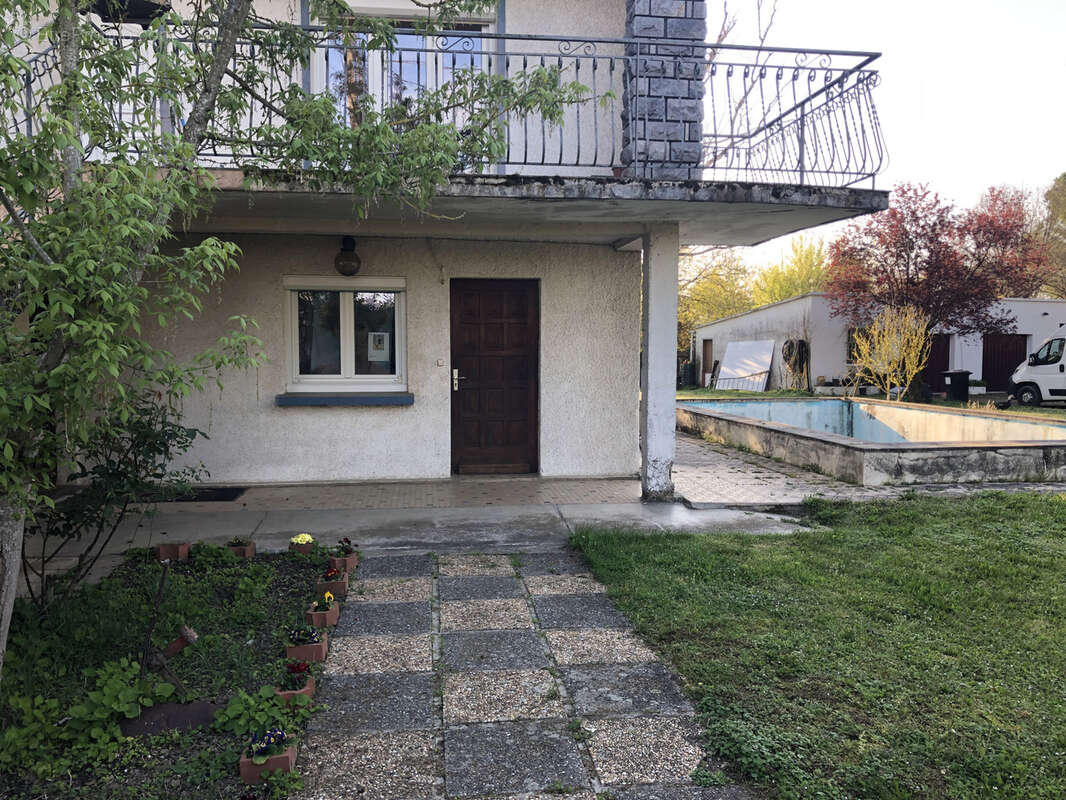 Grande maison T7 - 250 m2 - BESSIÈRES - photo 20