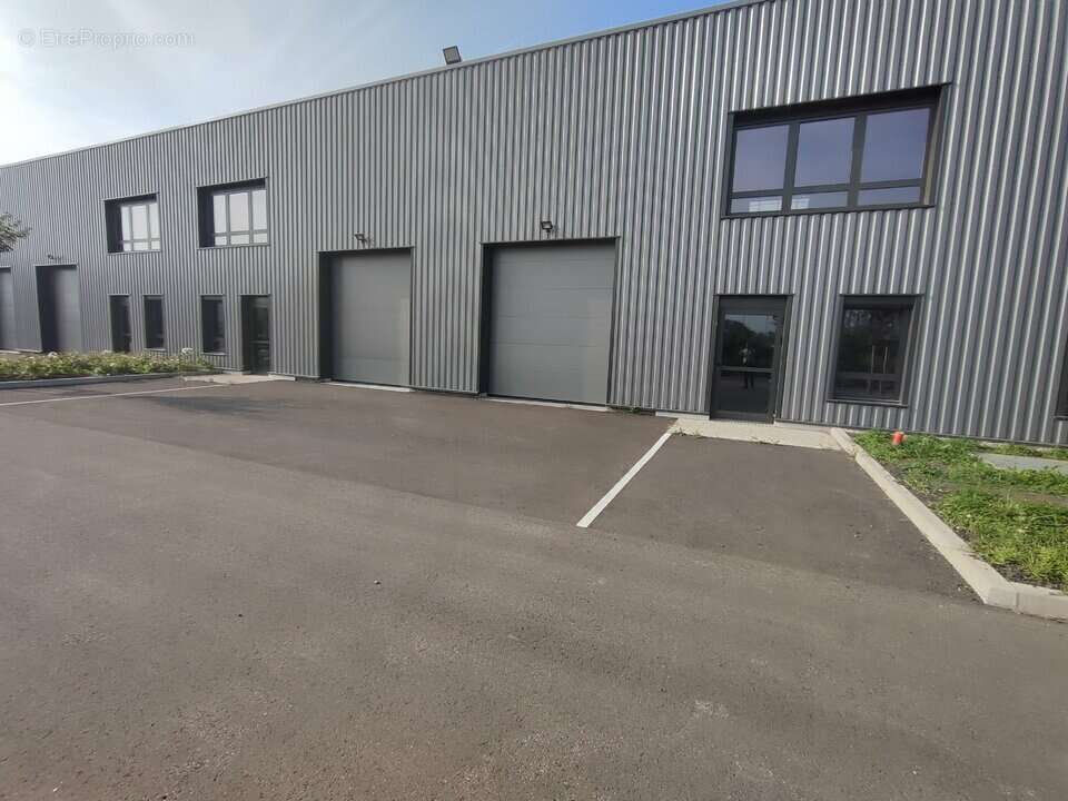 Bien immobilier à vendre à Bourgoin-Jallieu (38300) - photo 2