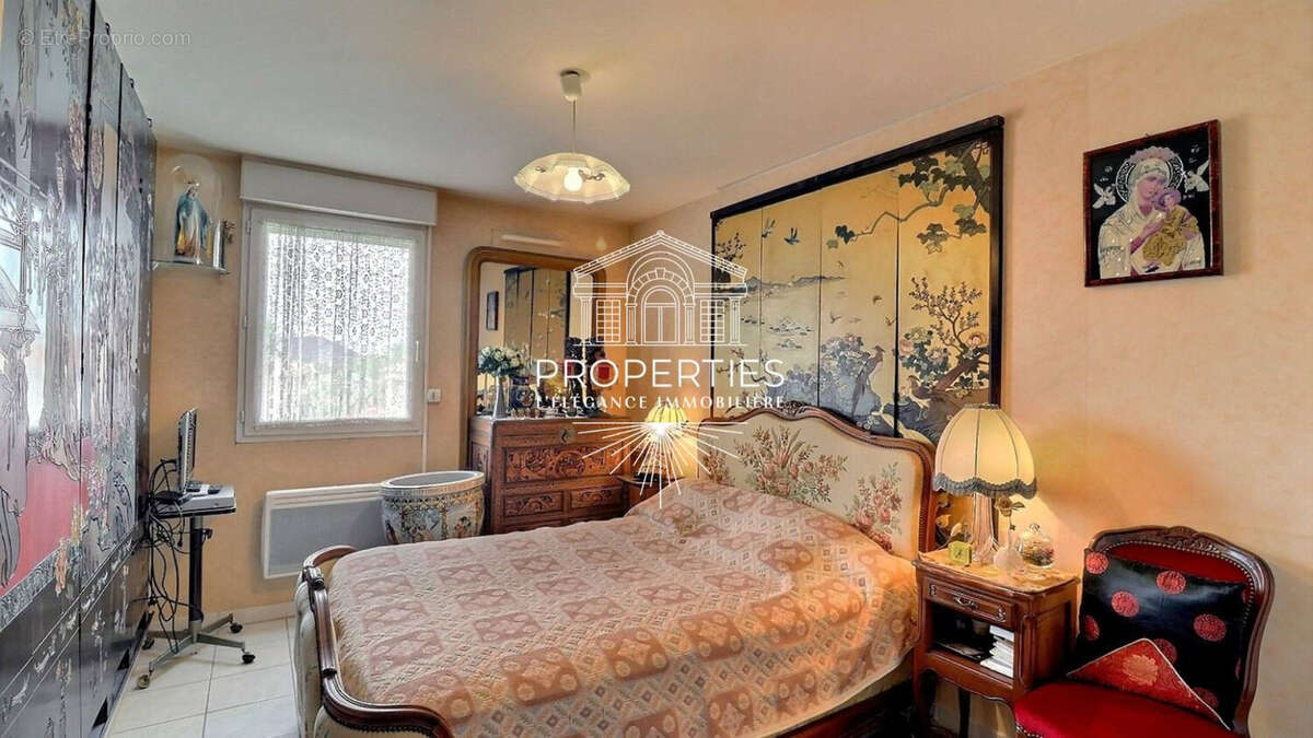 Appartement à HYERES