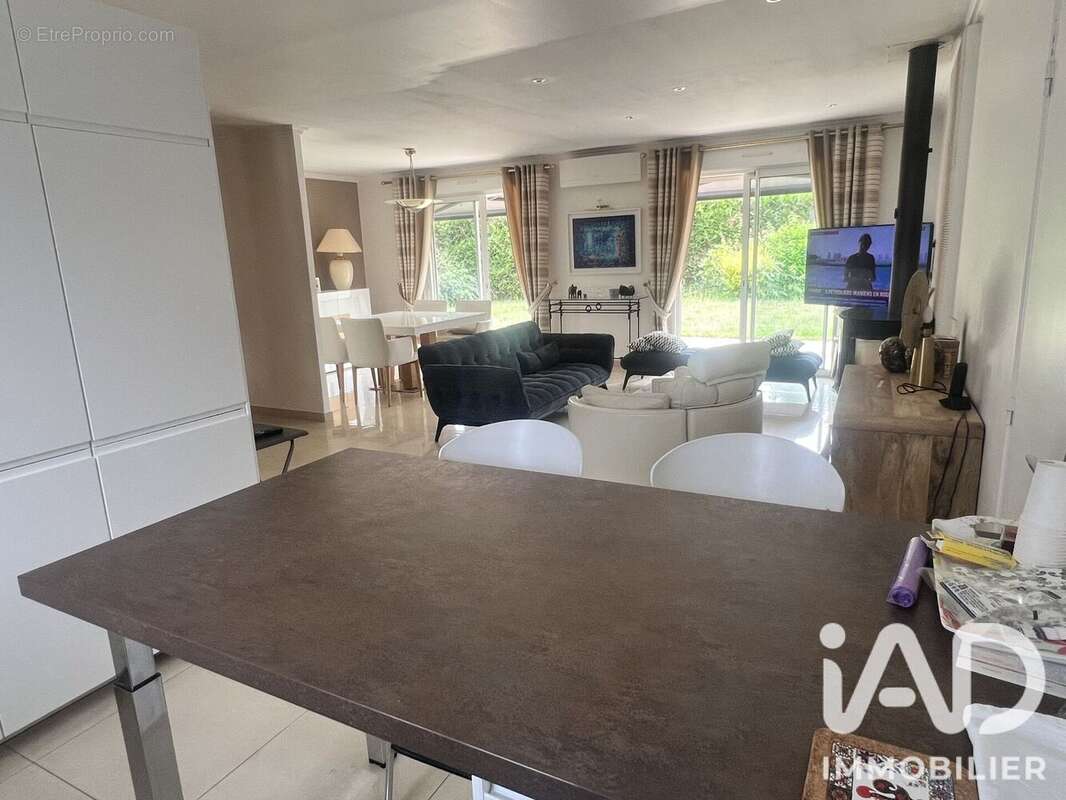 Maison 85 m² à Crosne  - photo 6