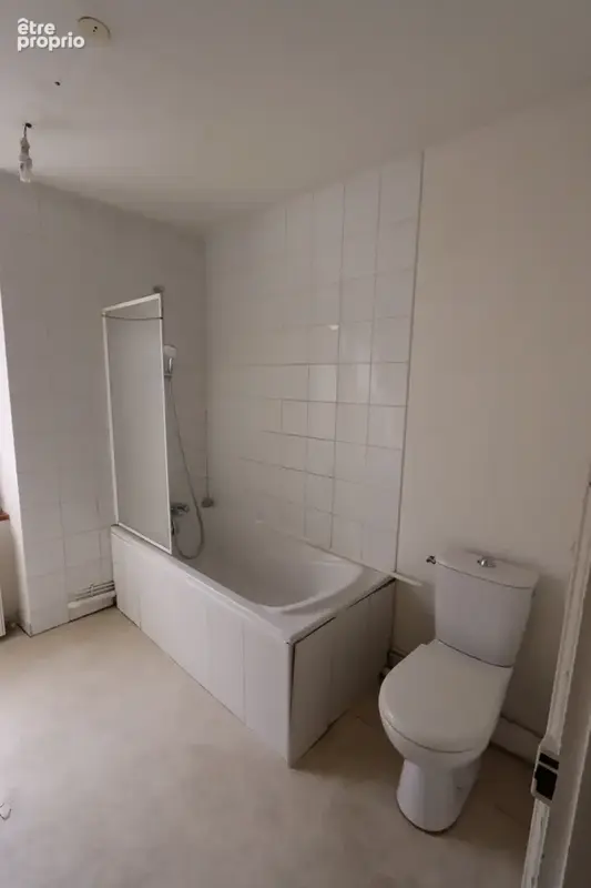 La Charité sur Loire, centre-ville, maison T4 louée par bail 72 m2 - photo 6
