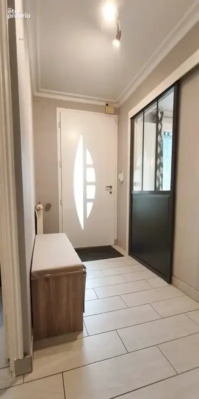 Maison sur sous-sol avec 3 chambres  et bureau- neuville de poitou - photo 8