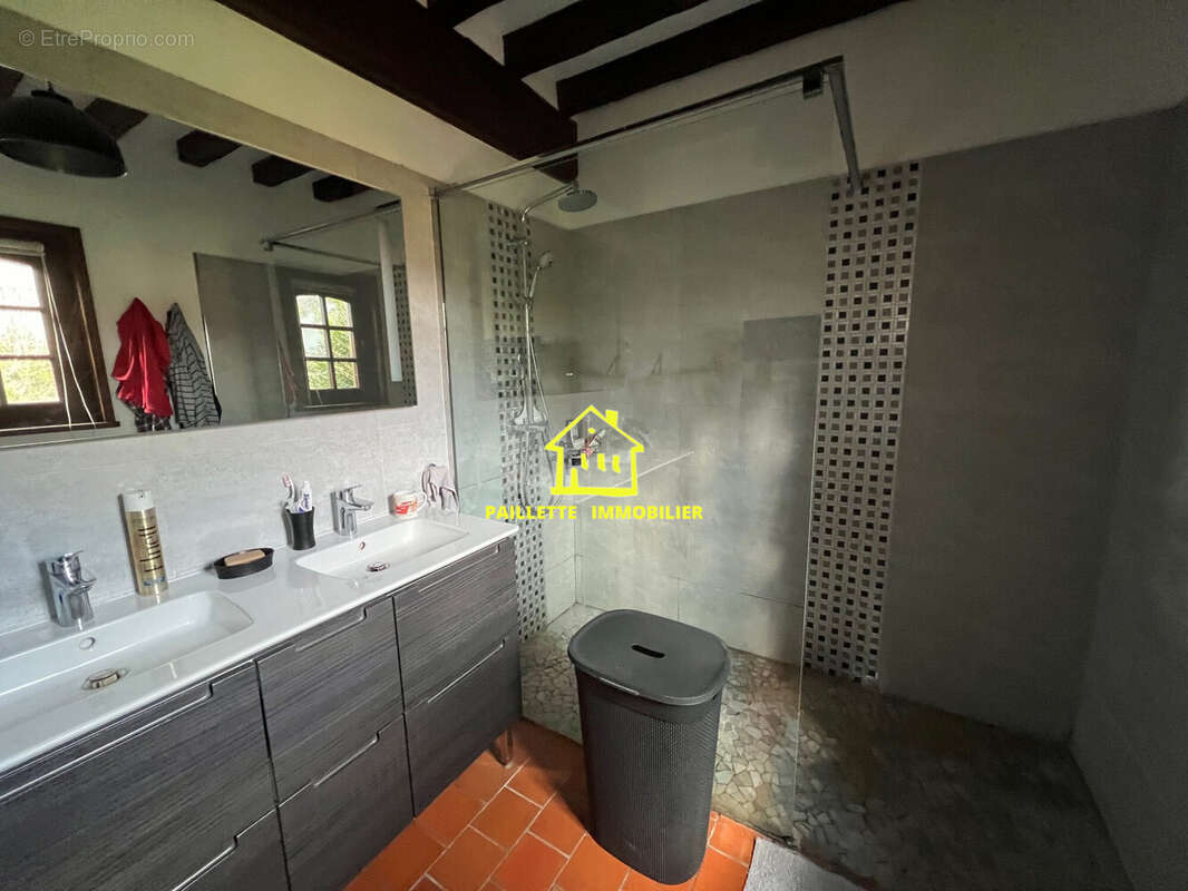 Maison à SAINT-ROMAIN-DE-COLBOSC