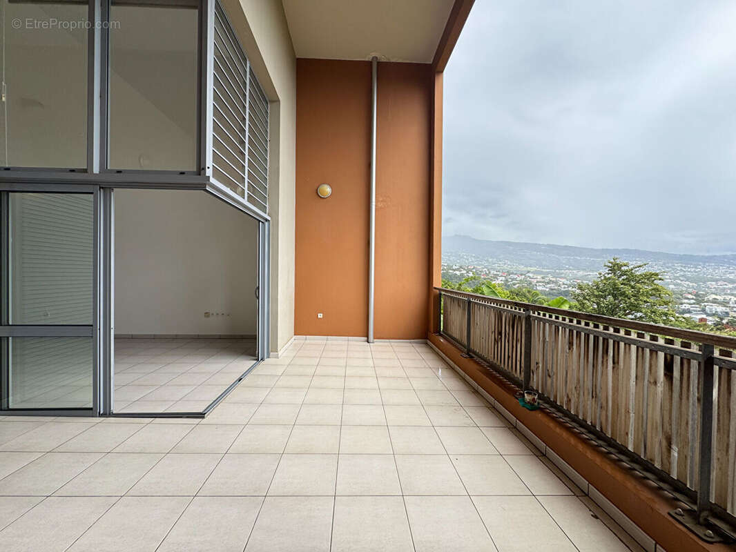 Appartement à SAINTE-MARIE