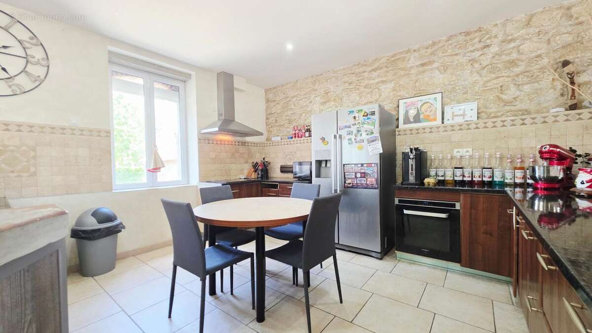 Maison longere 165m² 5 pieces 4 chambres terrasse jardin - photo 6