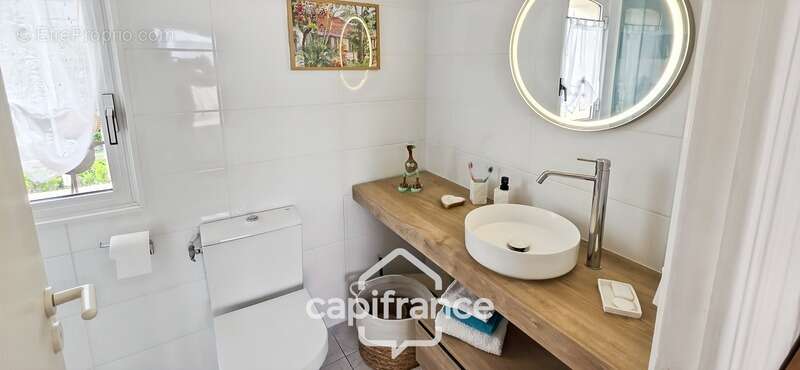Maison à vendre 4 pièces VUE MER + Garage 55m² + Piscine SANARY SUR MER (83) - photo 33