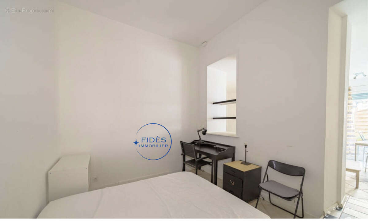 Appartement à MARSEILLE-1E