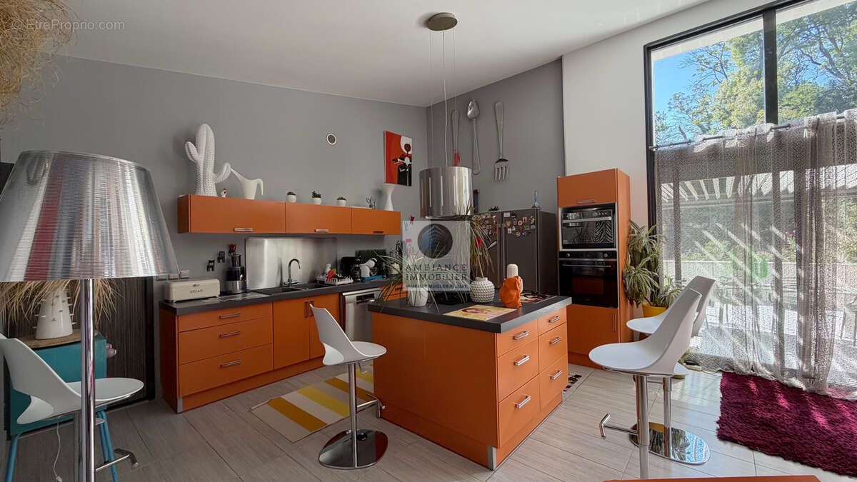 Maison à SAINT-PERAY