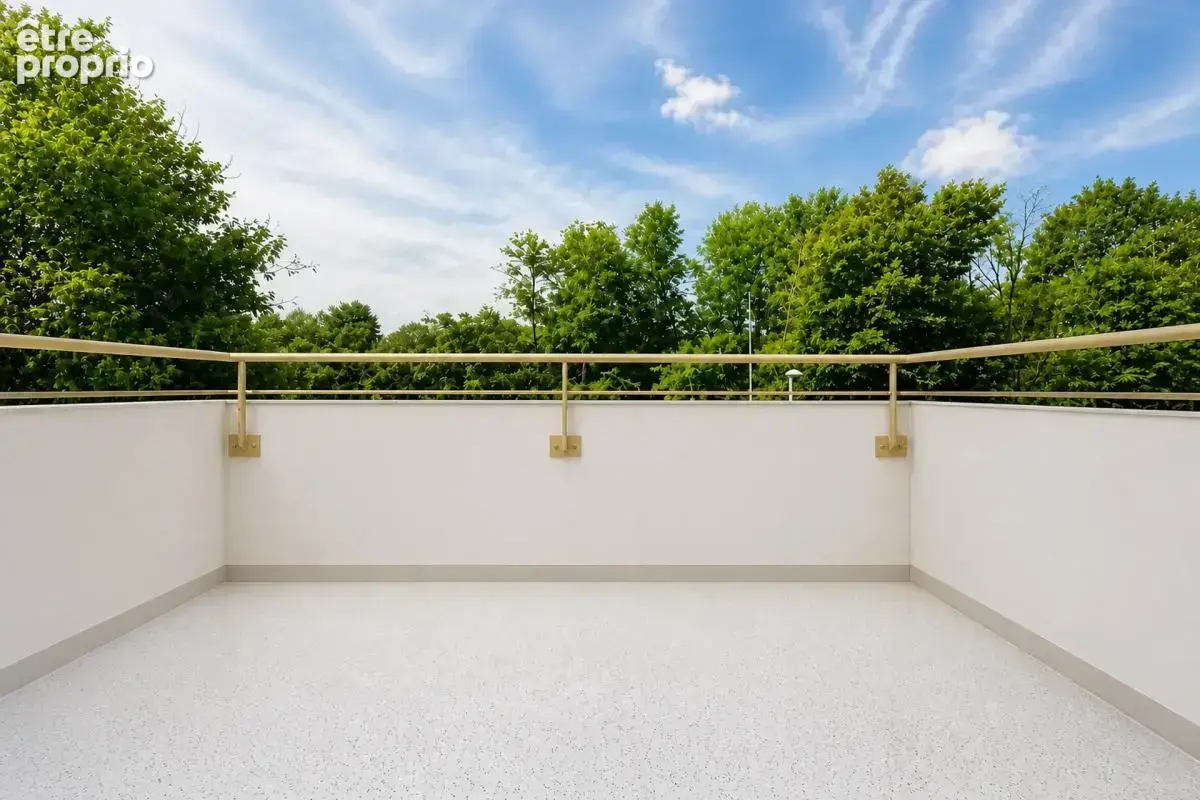 Appartement de 2 pièces de 42 m² à Fargues-Saint-Hilaire - photo 2
