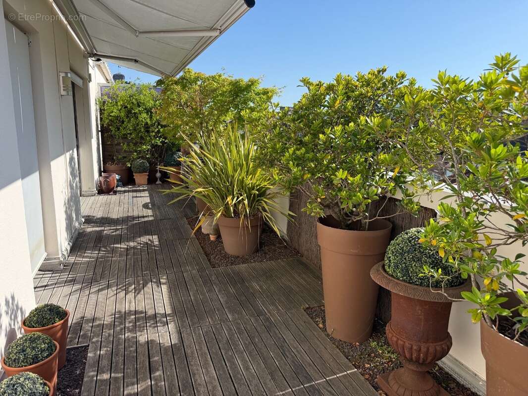 Superbe appartement avec terrasse et garage - photo 4