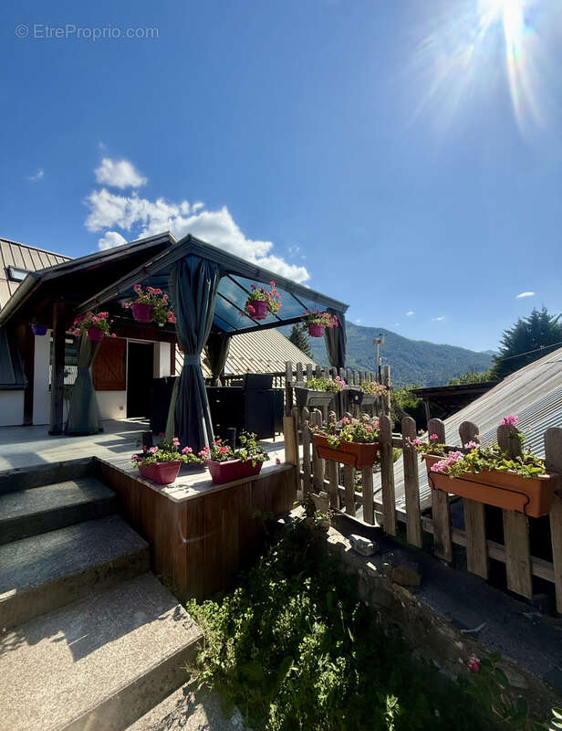 Maison à SAINT-SAUVEUR