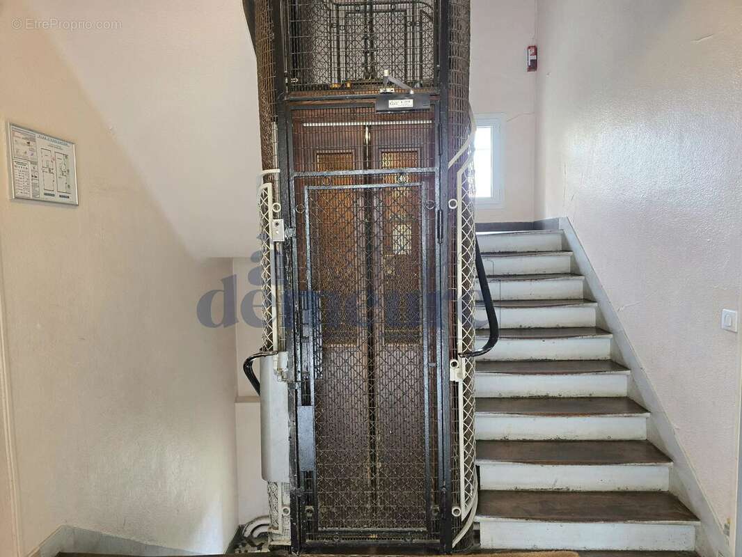 Appartement à ISSY-LES-MOULINEAUX