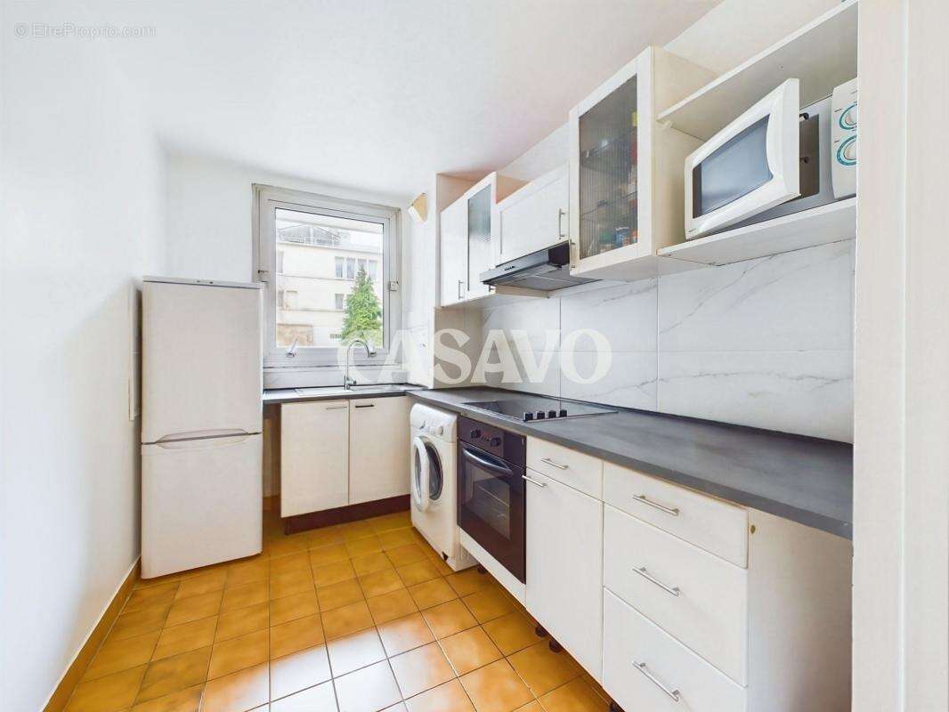 Appartement à PARIS-20E