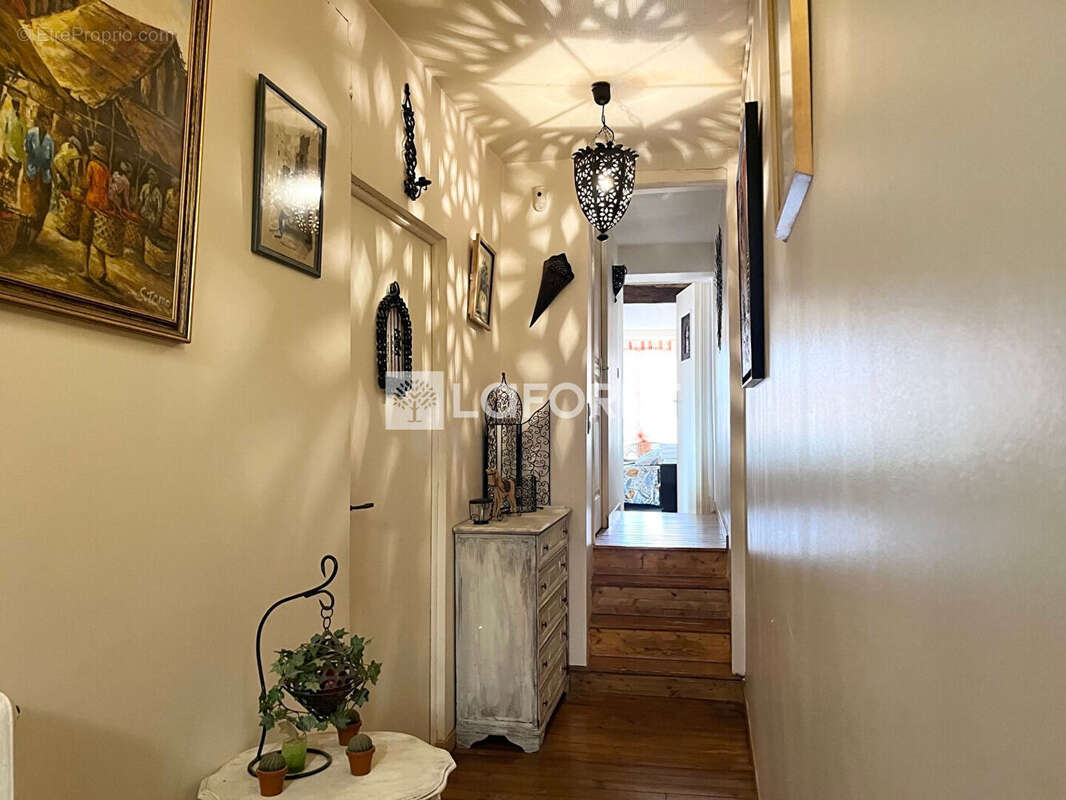 Maison à BALAGNY-SUR-THERAIN