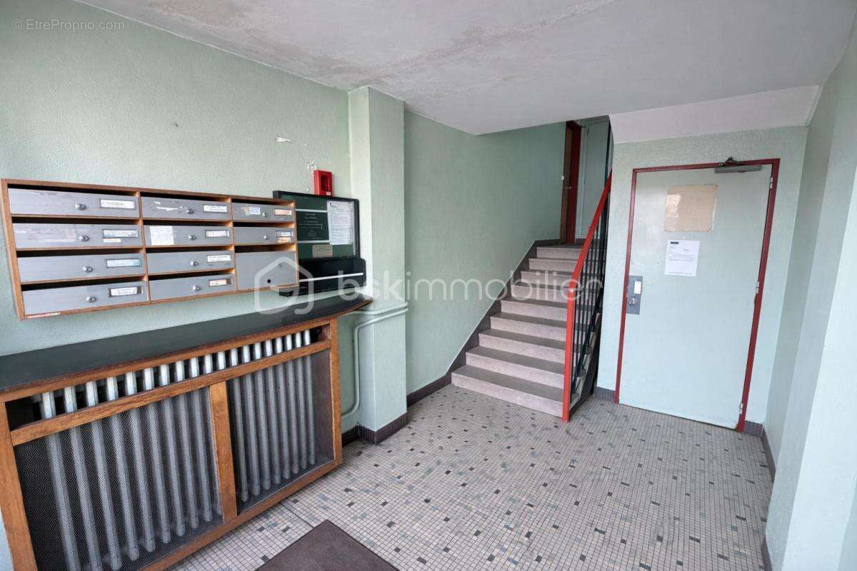 Appartement à LA COURNEUVE