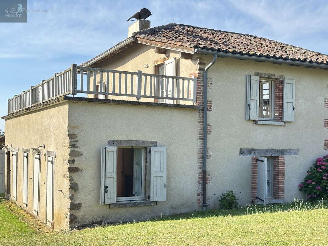 Maison à MAURS