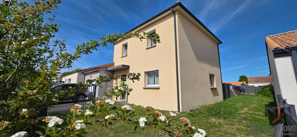 Maison à SAINTE-PAZANNE