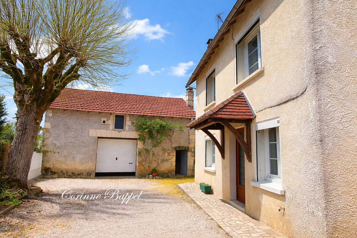 Maison à SAVIGNAC-LES-EGLISES