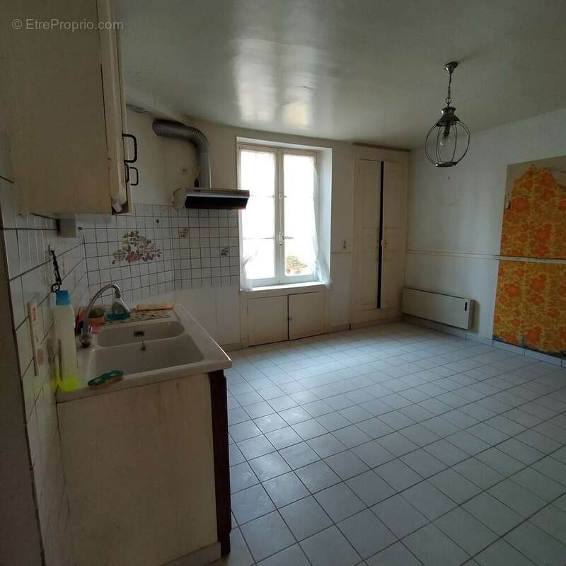 Maison à SAINTE-SEVERE-SUR-INDRE